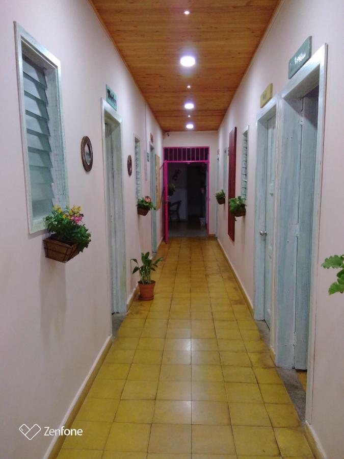 Hostal La 10 *